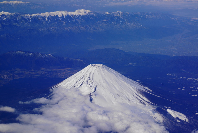 http://world-heritage.s3-website-ap-northeast-1.amazonaws.com/img/1500975972_pixta_17473663_S.jpg