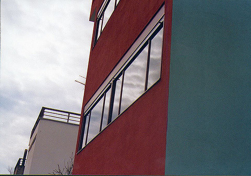 http://world-heritage.s3-website-ap-northeast-1.amazonaws.com/img/1523775648_pessac.jpg