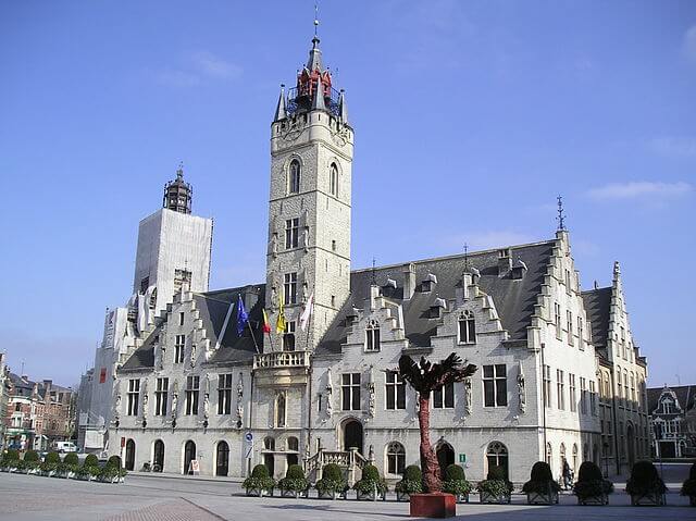 http://world-heritage.s3-website-ap-northeast-1.amazonaws.com/img/1527241490_Staduis_Dendermonde.jpeg