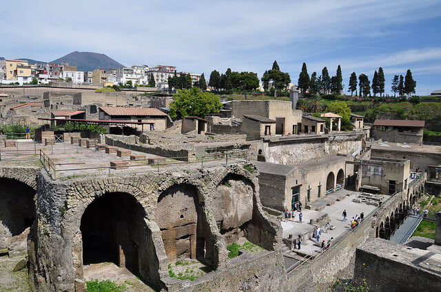 http://world-heritage.s3-website-ap-northeast-1.amazonaws.com/img/1527577541_Herculaneum.jpg